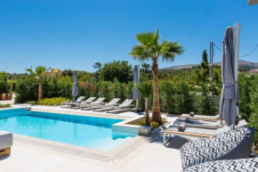 Vasilios Villa, Pool, Gym & Close to the Beach, By ThinkVilla